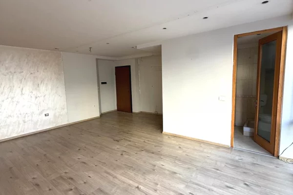 Business Property in Sale 1+1 in Tirana - 150,000 Euro