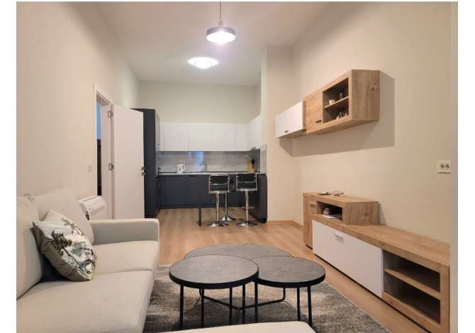 Shtepi me qera Apartament ne Tirane, 2+1, Mobilimi E mobiluar, Pagesa 650  Euro.