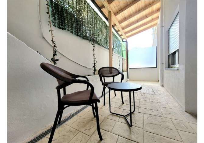 Shtepi me qera Apartament ne Tirane, 2+1, Mobilimi E mobiluar, Pagesa 650  Euro.