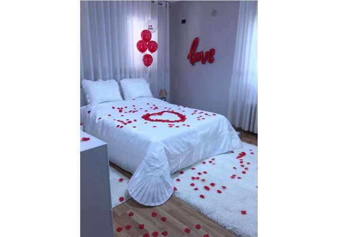 Grejsi Flowers & Event ofron per ju Lule Natyrale dhe Artificiale, Dekorim kishash, Makinash, per Ditelindje, Fejesa etj.