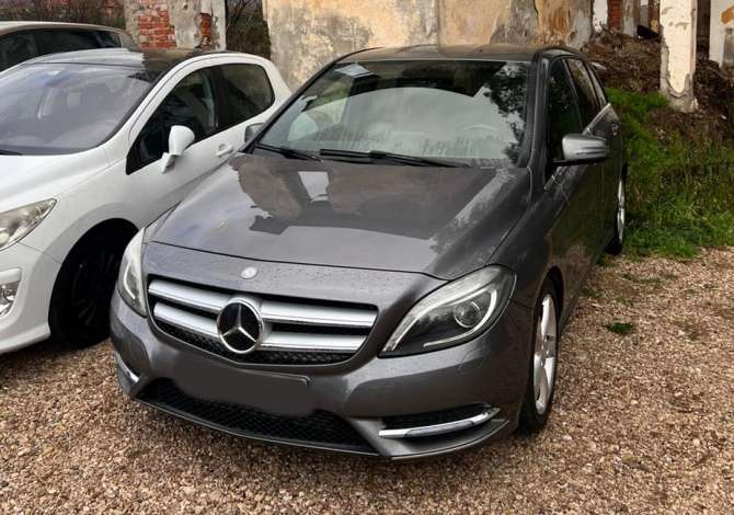 Noleggio Auto  a Tirana - 35 Euro