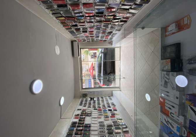 Marketplace for Business Brokers 1+1 in Tirana - 2,500 Euro