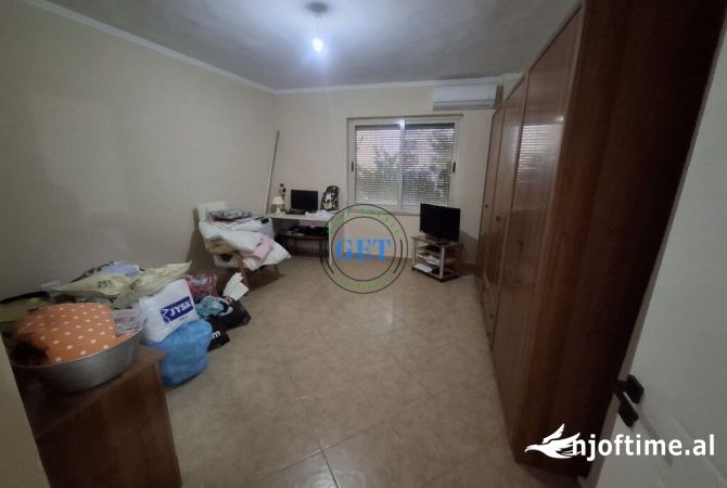Apartment for rent in Durres 2+1, In Part