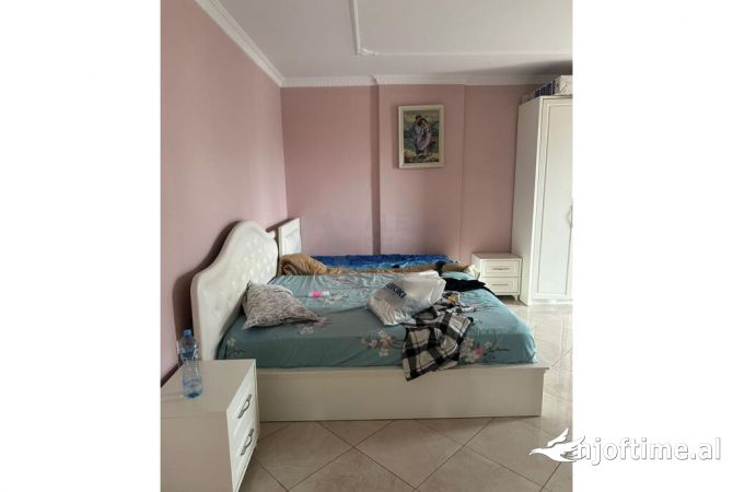 Shtepi me qera 2+1 ne Tirane - 600 Euro