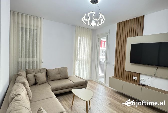 Shtepi me qera 2+1 ne Tirane - 500 Euro