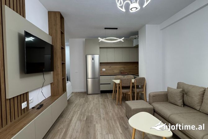 Shtepi me qera 2+1 ne Tirane - 500 Euro