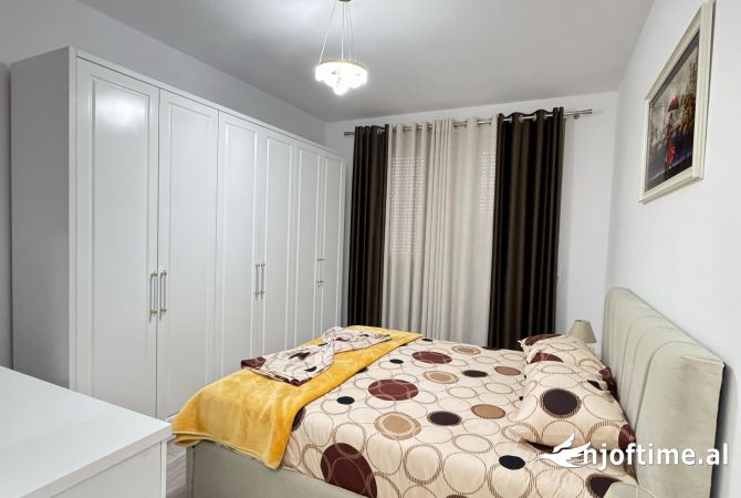 Shtepi me qera 2+1 ne Tirane - 500 Euro