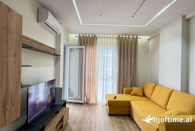 Shtepi me qera 1+1 ne Tirane - 400 Euro