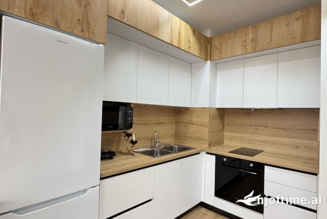Shtepi me qera 1+1 ne Tirane - 400 Euro