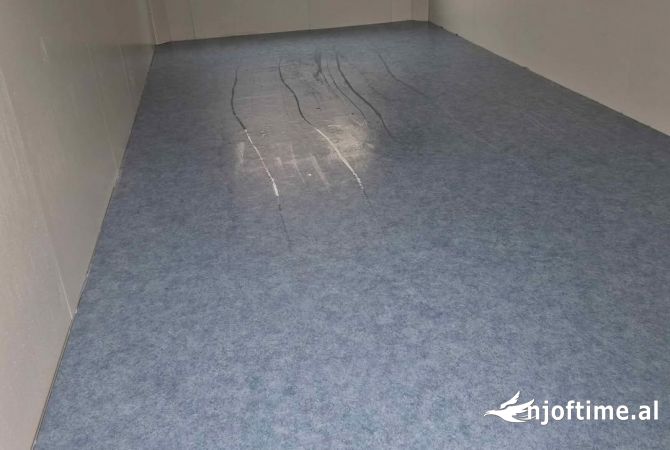 Ambient biznesi ne shitje 4+1 ne Tirane - 3,200 Euro