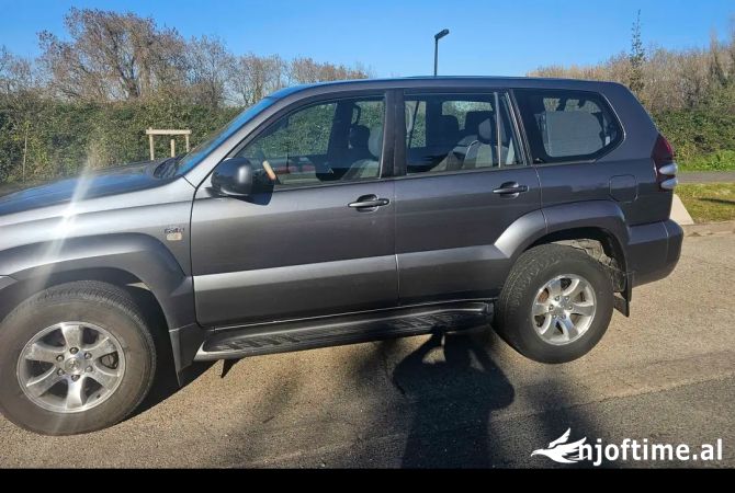 Makina ne shitje ne Tirane - 15,000 Euro