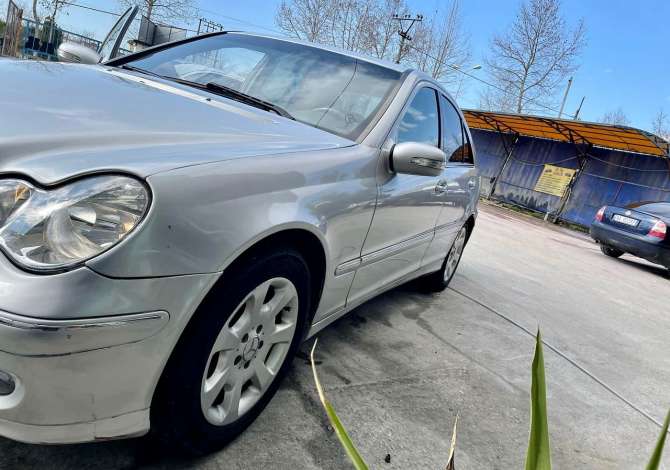  Jepet me qera Mercedez Benz C-Class duke filluar nga 35 euro ne dite 