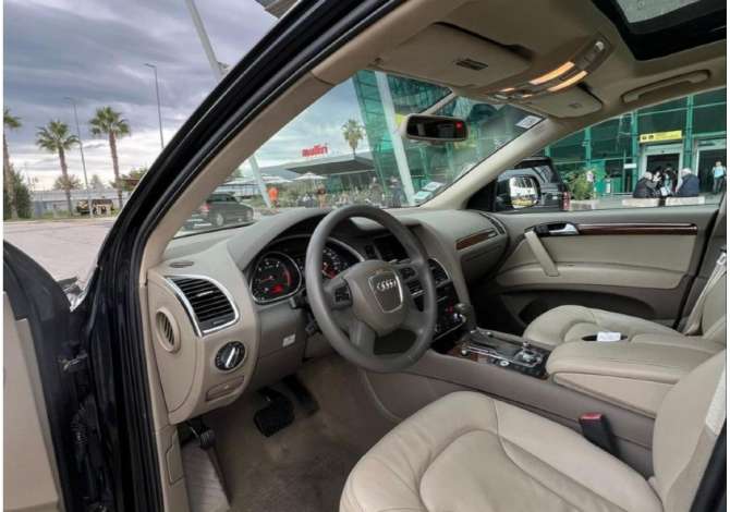 Jepet me qera  Audi Q7 duke filluar nga 100 euro ne dite