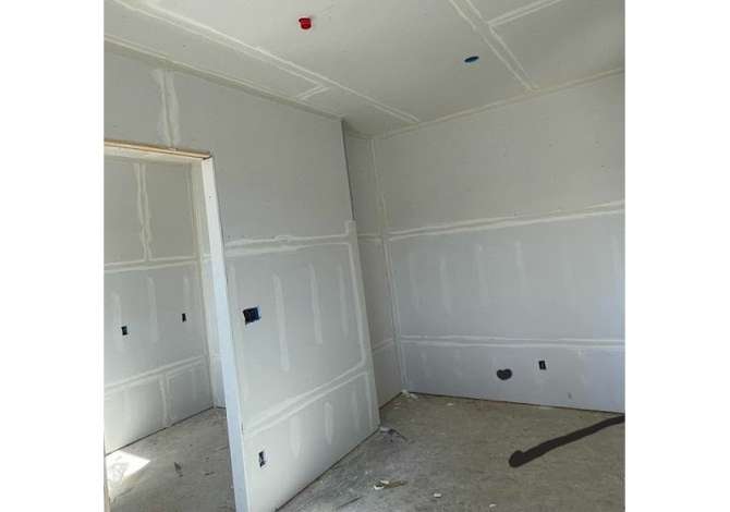 Ofrojme punime gipsi per ambiente te ndryshme