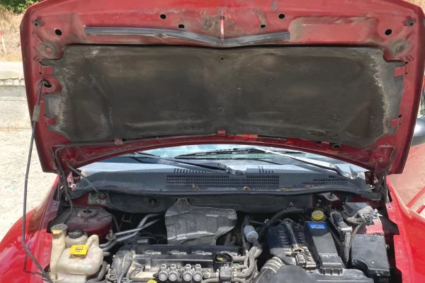 Makina ne shitje  ne Tirane - 3,500 Euro