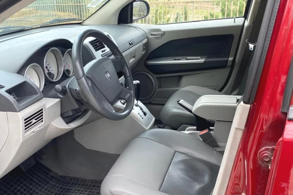 Cars for sale in Tirana, Dodge, 2007 gasoline-gas,Kambio Automatik Payment 3,500  Euro.