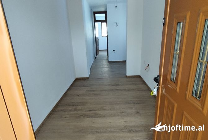 Shtepi ne shitje 1+1 ne Fier - 55,000 Euro
