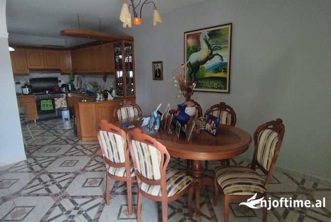 Shtepi ne shitje 2+1 ne Fier - 152,000 Euro
