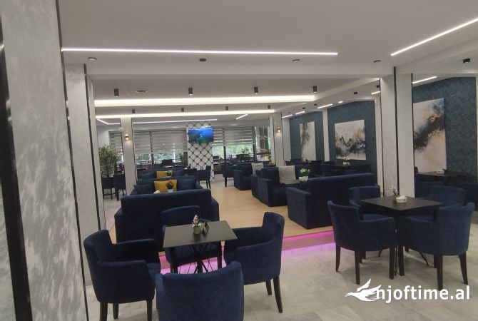 Ambient biznesi me qera 2+1 ne Fier - 2,500 Euro