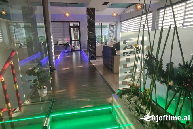 Ambient biznesi me qera 2+1 ne Fier - 2,500 Euro