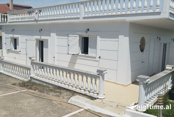 Shtepi ne shitje 3+1 ne Fier - 350,000 Euro