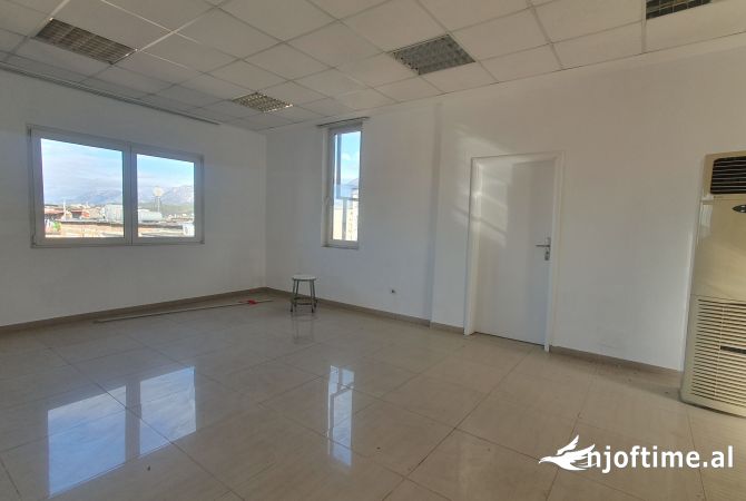 JEPET ME QERA GODINE BIZNESI 5 KATESHE