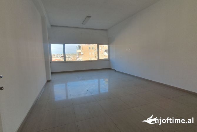 JEPET ME QERA GODINE BIZNESI 5 KATESHE