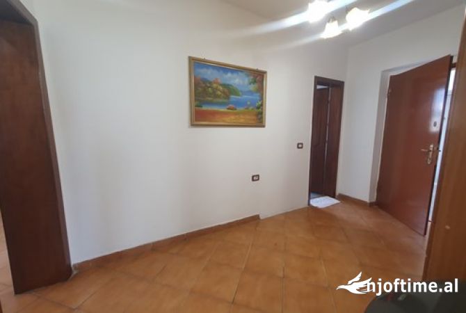 Shtepi me qera 3+1 ne Tirane - 450 Euro