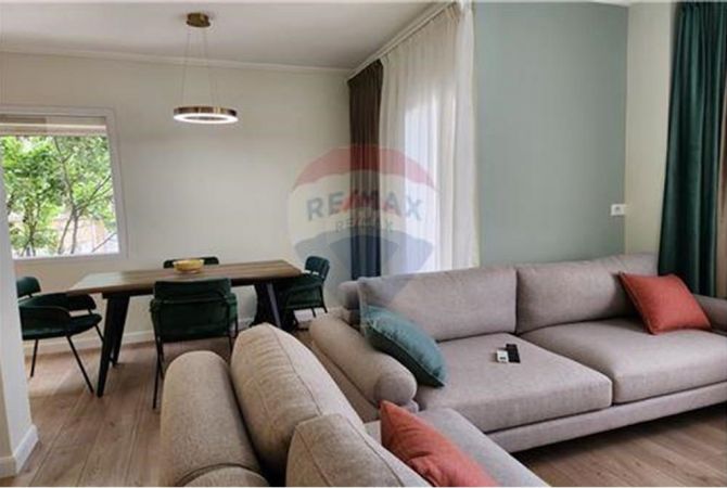 Shtepi me qera 2+1 ne Tirane - 950 Euro