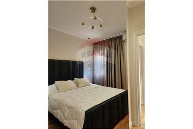 Shtepi me qera 2+1 ne Tirane - 950 Euro