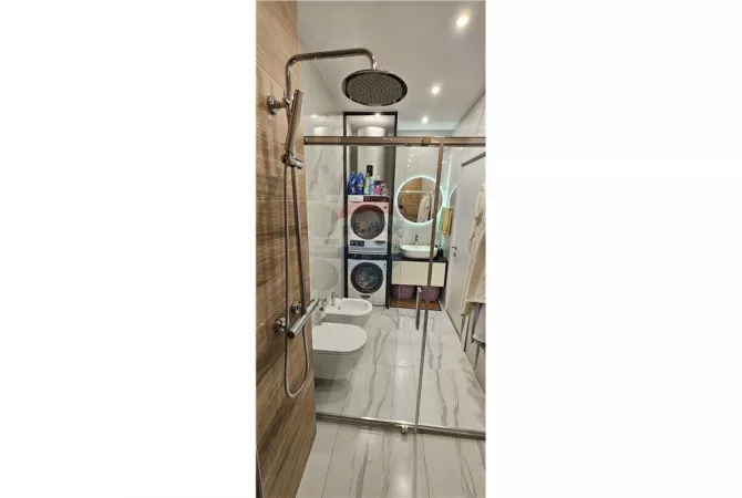Shtepi me qera 2+1 ne Tirane - 750 Euro