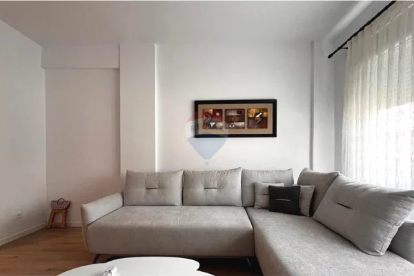 Casa in affitto 1+1 a Tirana - 850 Euro