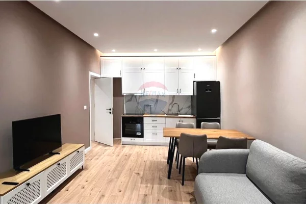 Shtepi me qera Apartament ne Tirane, 1+1, Mobilimi E mobiluar, Pagesa 850  Euro.