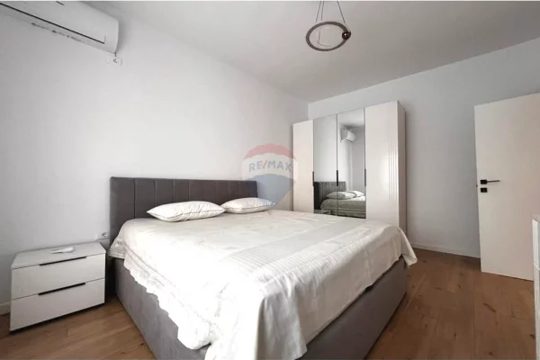 Shtepi me qera Apartament ne Tirane, 1+1, Mobilimi E mobiluar, Pagesa 850  Euro.