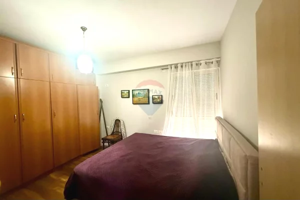 Shtepi me qera 2+1 ne Tirane - 800 Euro