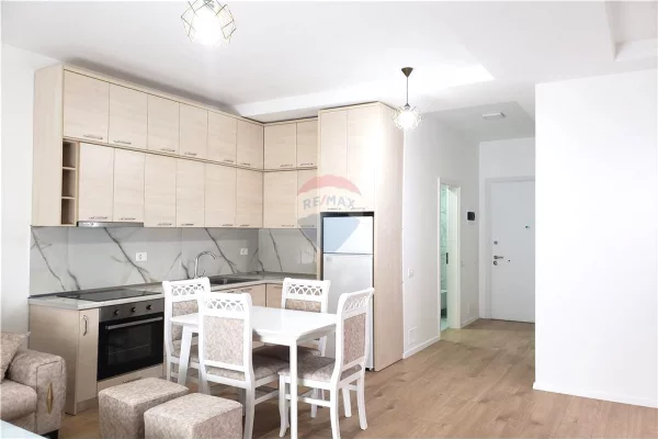 Shtepi me qera 1+1 ne Tirane - 550 Euro