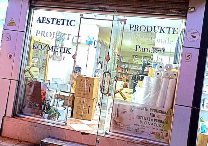 Business Property for Rent 1+1 in Tirana - 70,000 Leke