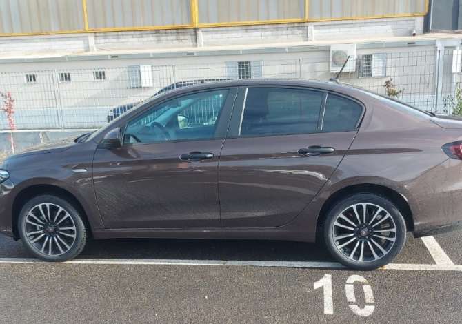 Jepet me qera Fiat , duke filluar nga 60 euro dita