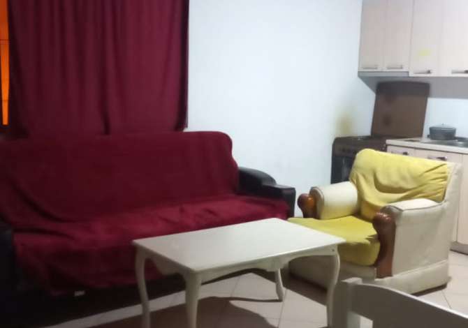 Shtepi me qera 2+1 ne Tirane - 17,000 Leke