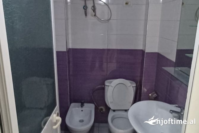 Shtepi me qera Garsoniere ne Tirane - 20,000 Leke