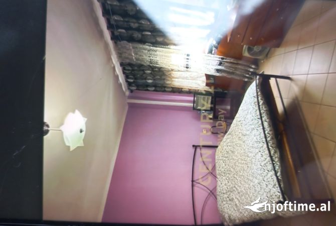 Shtepi me qera Garsoniere ne Tirane - 350 Euro