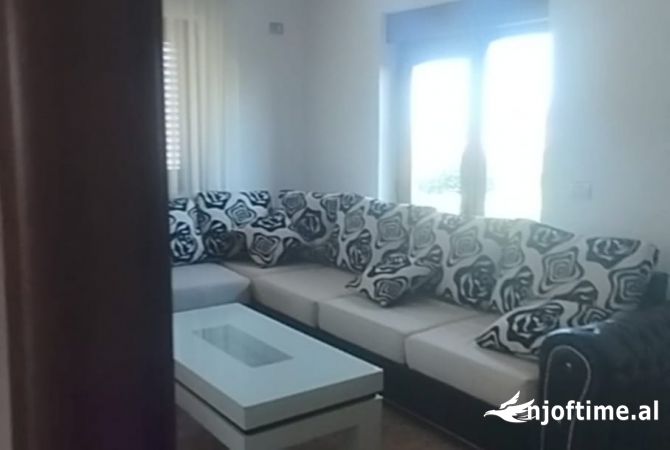 Shtepi ne shitje 7+1 ne Durres - 450,000 Euro