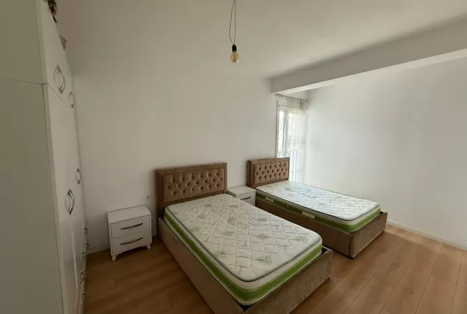 Casa in affitto 1+1 a Tirana - 50,000 Leke