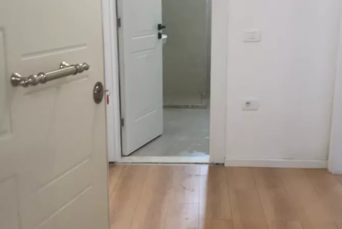 Shtepi me qera 2+1 ne Tirane - 50,000 Leke