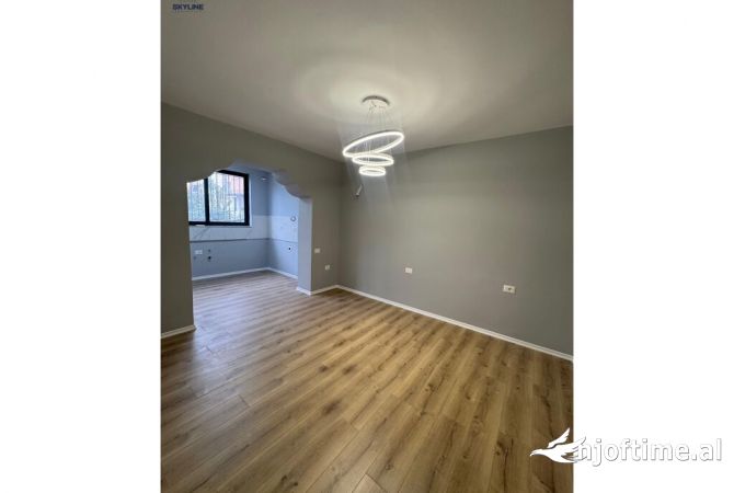 Shtepi ne shitje 2+1 ne Tirane - 179,000 Euro