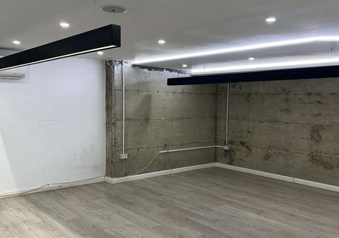 Jepet Ambjent Biznesi me Qera . Qender Tirane