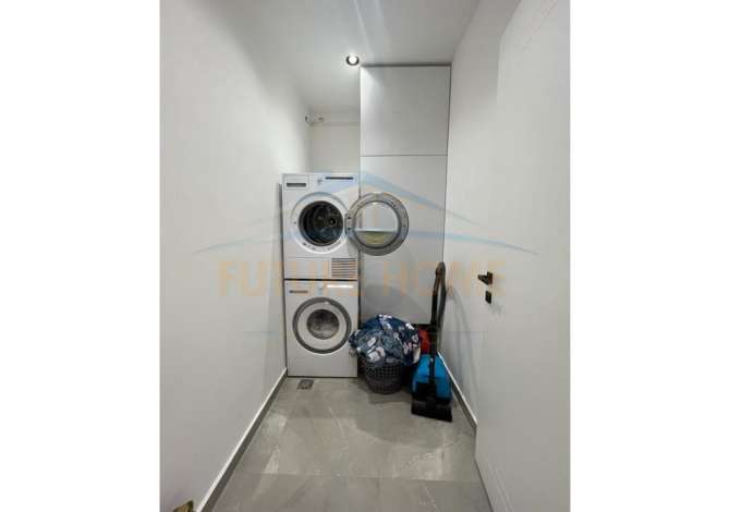 Shtepi ne shitje Apartament ne Tirane, 3+1, Mobilimi E mobiluar, Pagesa 375,000  Euro.