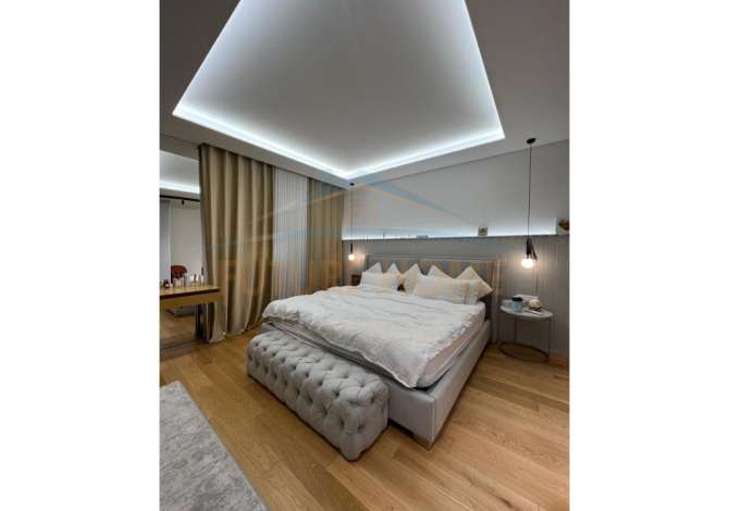 Shtepi ne shitje Apartament ne Tirane, 3+1, Mobilimi E mobiluar, Pagesa 375,000  Euro.