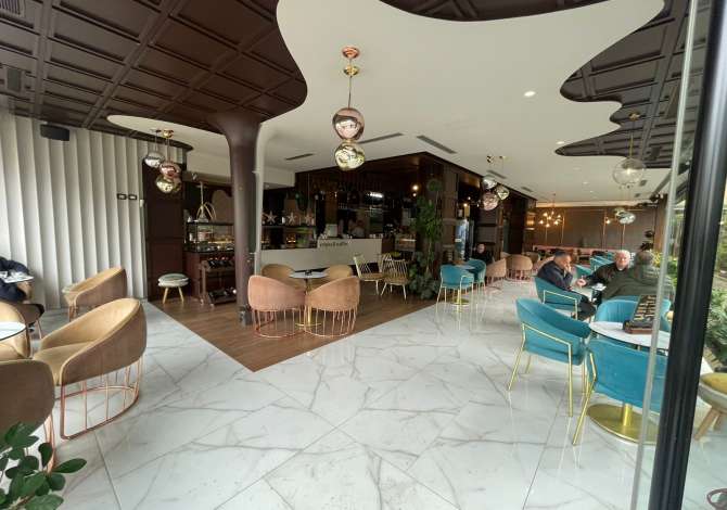 JEPET ME QERA LOKAL PERBALL PJETER BUDIT . TIRANE 