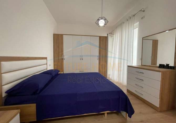 Shtepi ne shitje Apartament ne Tirane, 2+1, Mobilimi E mobiluar, Pagesa 185,000  Euro.
